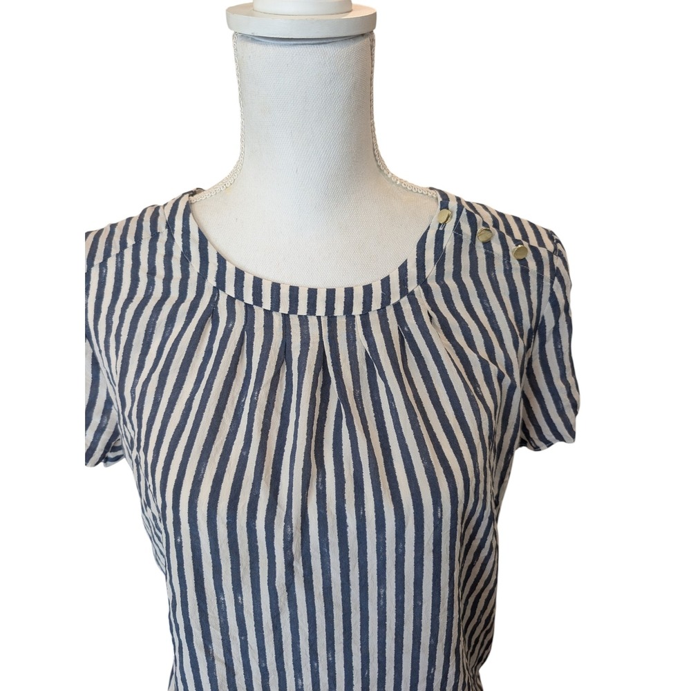 Banana Republic 100% Silk Blouse Striped  Navy White Gold Button Shoulder 10P - Picture 2 of 8